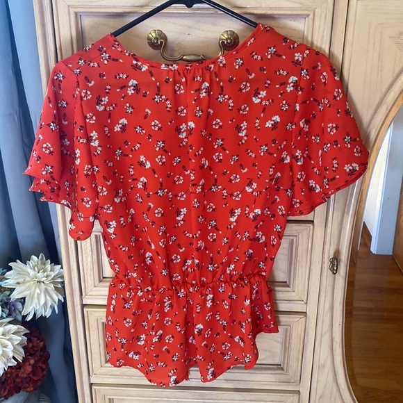 Flower Top - Picture 5 of 5